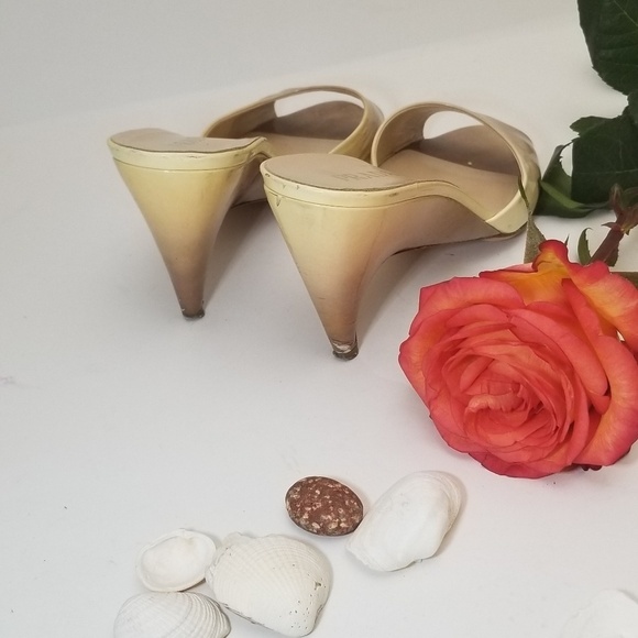 PRADA -2 Tone Beige Leather Kitten Heels Sandals - Picture 5 of 8